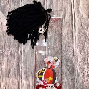 Queen shaker bookmark